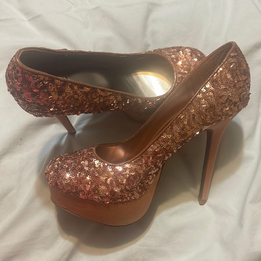 New coral with sparkle